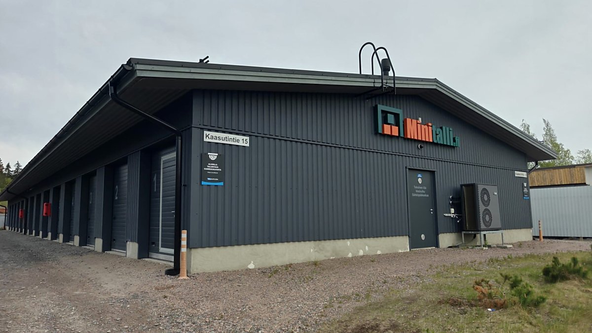 Pienvarasto Helsinki 1000m2